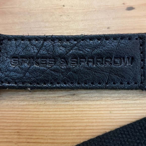 Spikes & Sparrow leather crossbody handbag - Picture 4 of 4